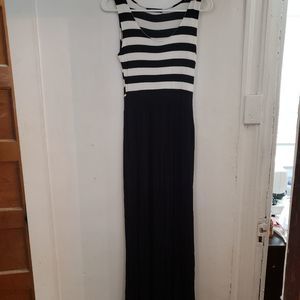 42Pops |striped maxi dress |sz small